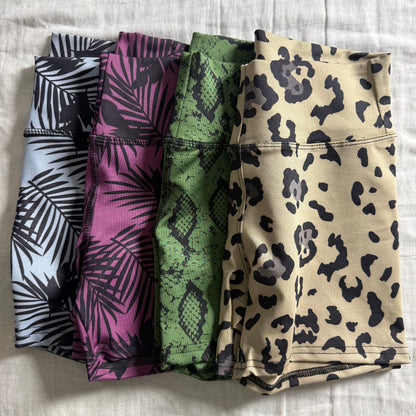 Short liso diseño S