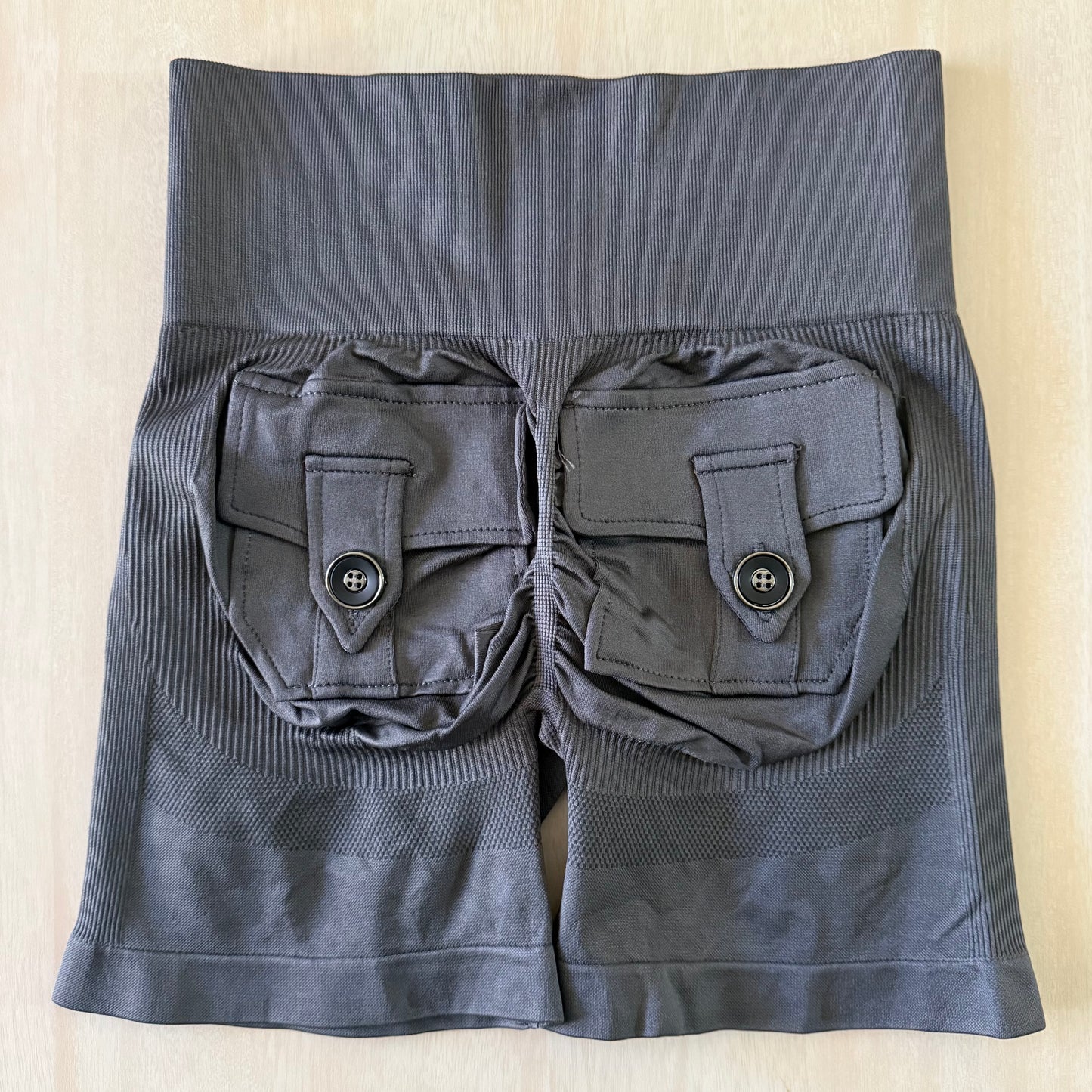 Short push up con bolsillos