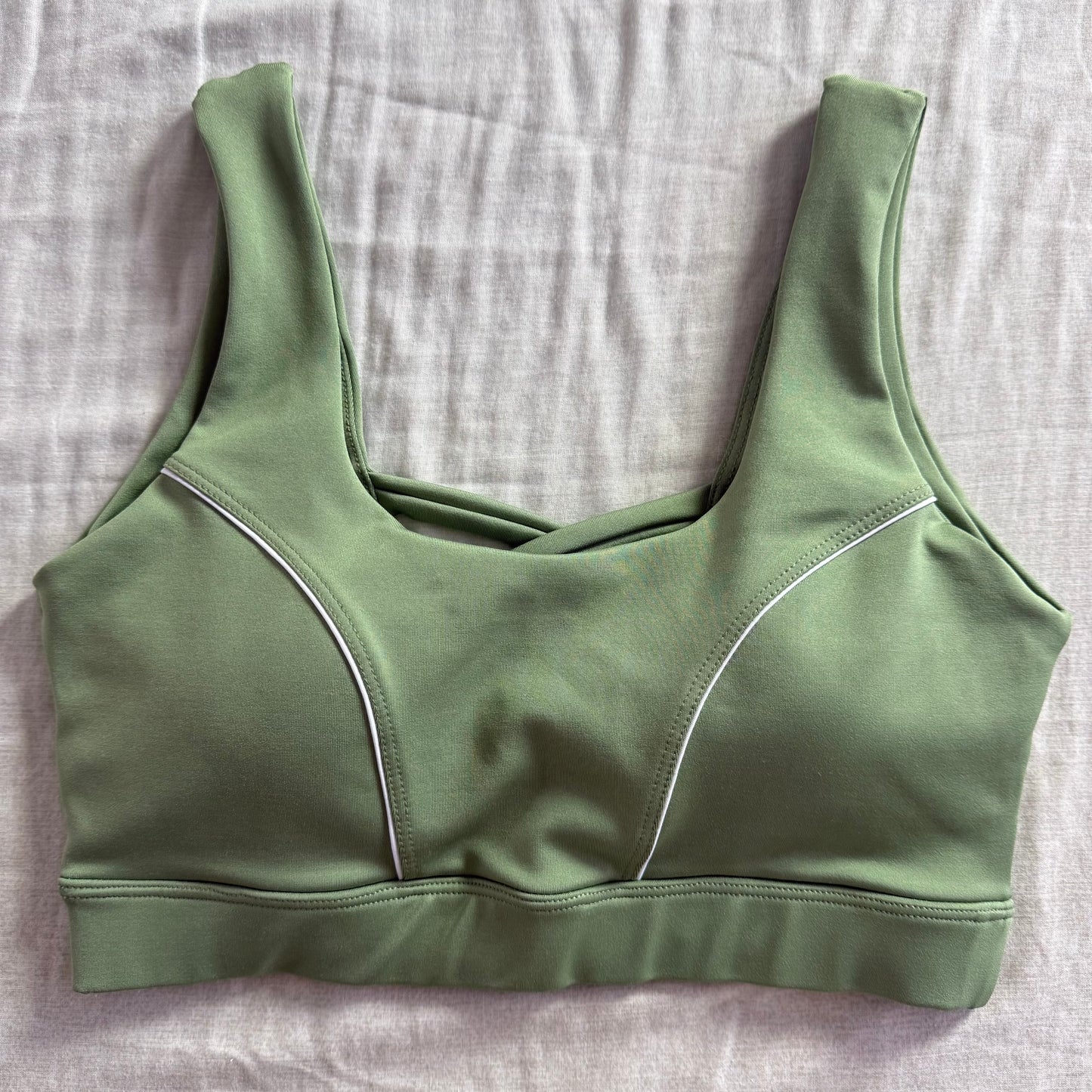 Crop top lines