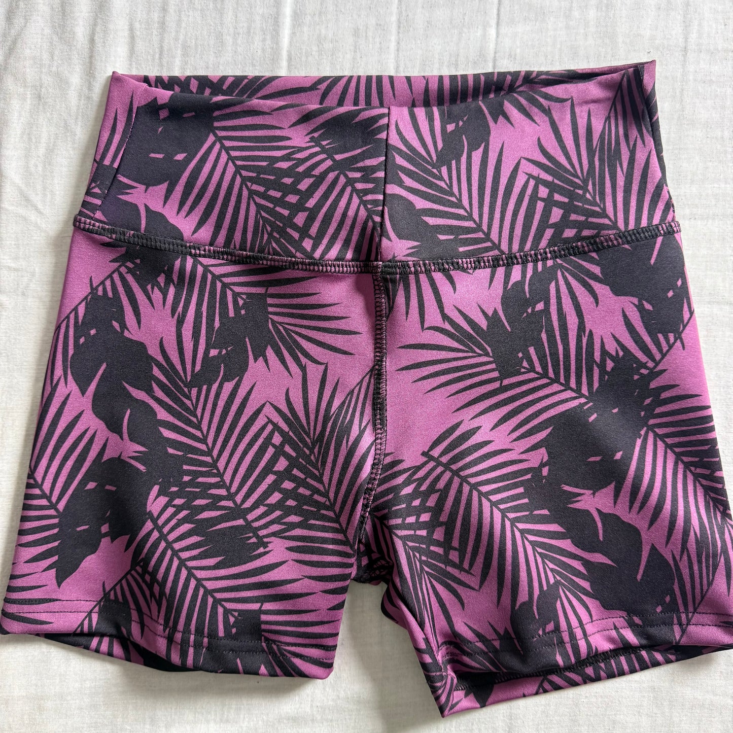 Short liso diseño S
