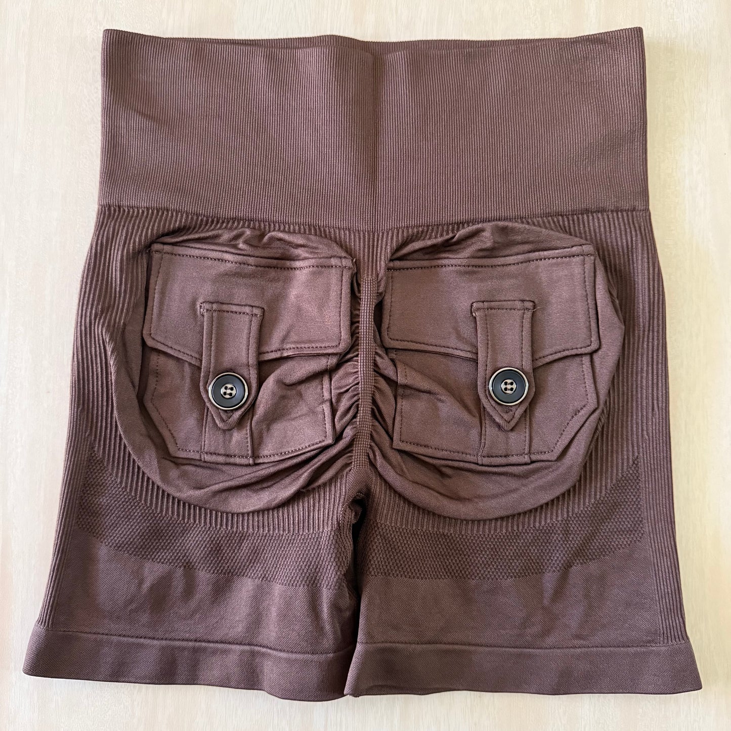 Short push up con bolsillos